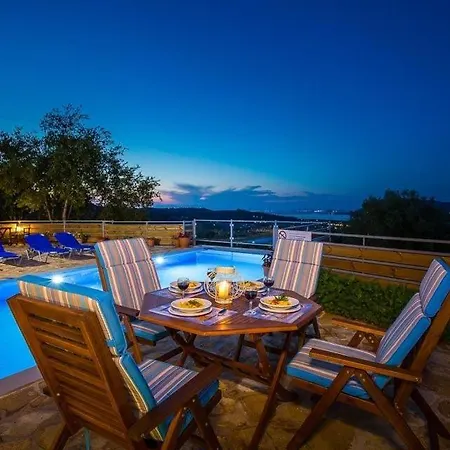 Вилла Sleeps 5 Pool Air Con Wifi