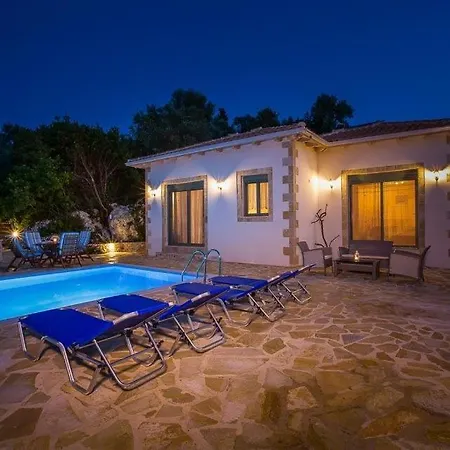 Sleeps 5 Pool Air Con Wifi Вилла *